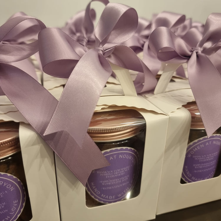 Gifts & Favours