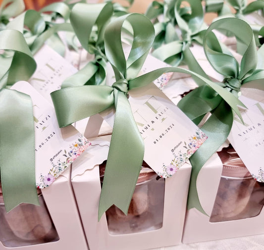 Gift Cookies With Tag & Ribbon