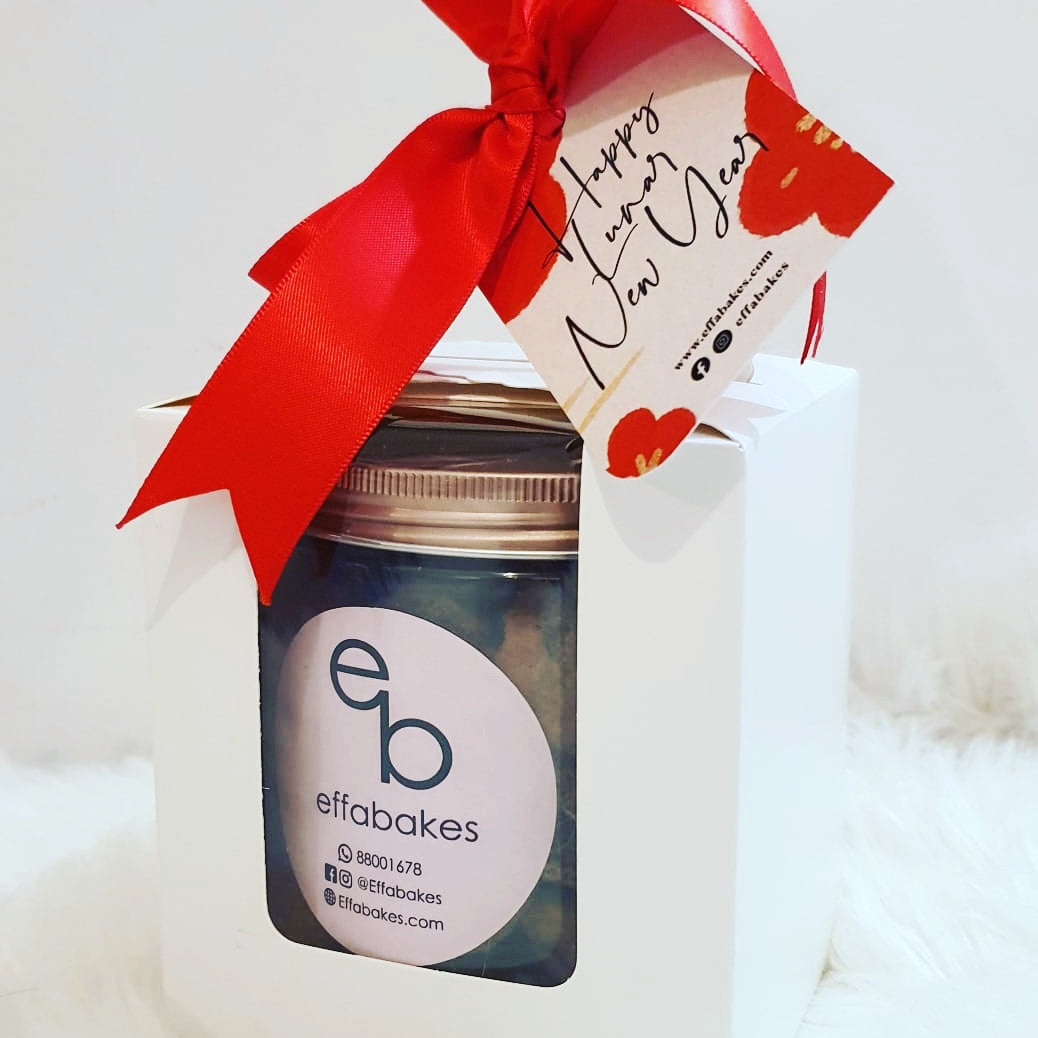 Gift Cookies With Tag & Ribbon